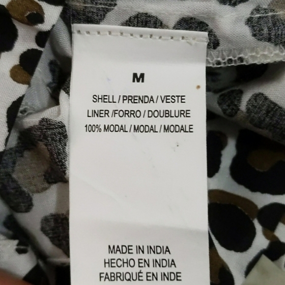 Vitamin A Cheetah Romper - Picture 5 of 9